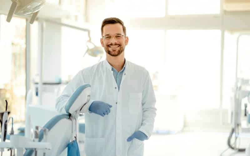 Your Guide To Choosing The Best Dentist In Greenacres